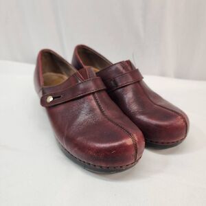 Dansko Womens 37 EU (6.5-7 US) Red Leather Solstice Cordovan Brushoff Clogs O